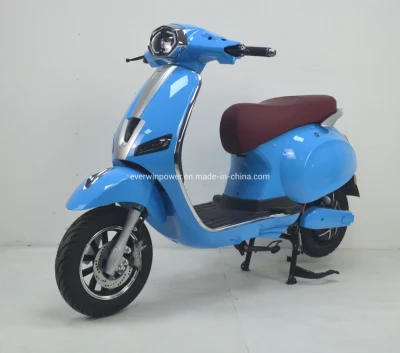 Nuovo design Vesp modello 1500W Motor Scooter elettrico Ew-528 Buone prestazioni con CEE Coc 25 km/H solo in serie